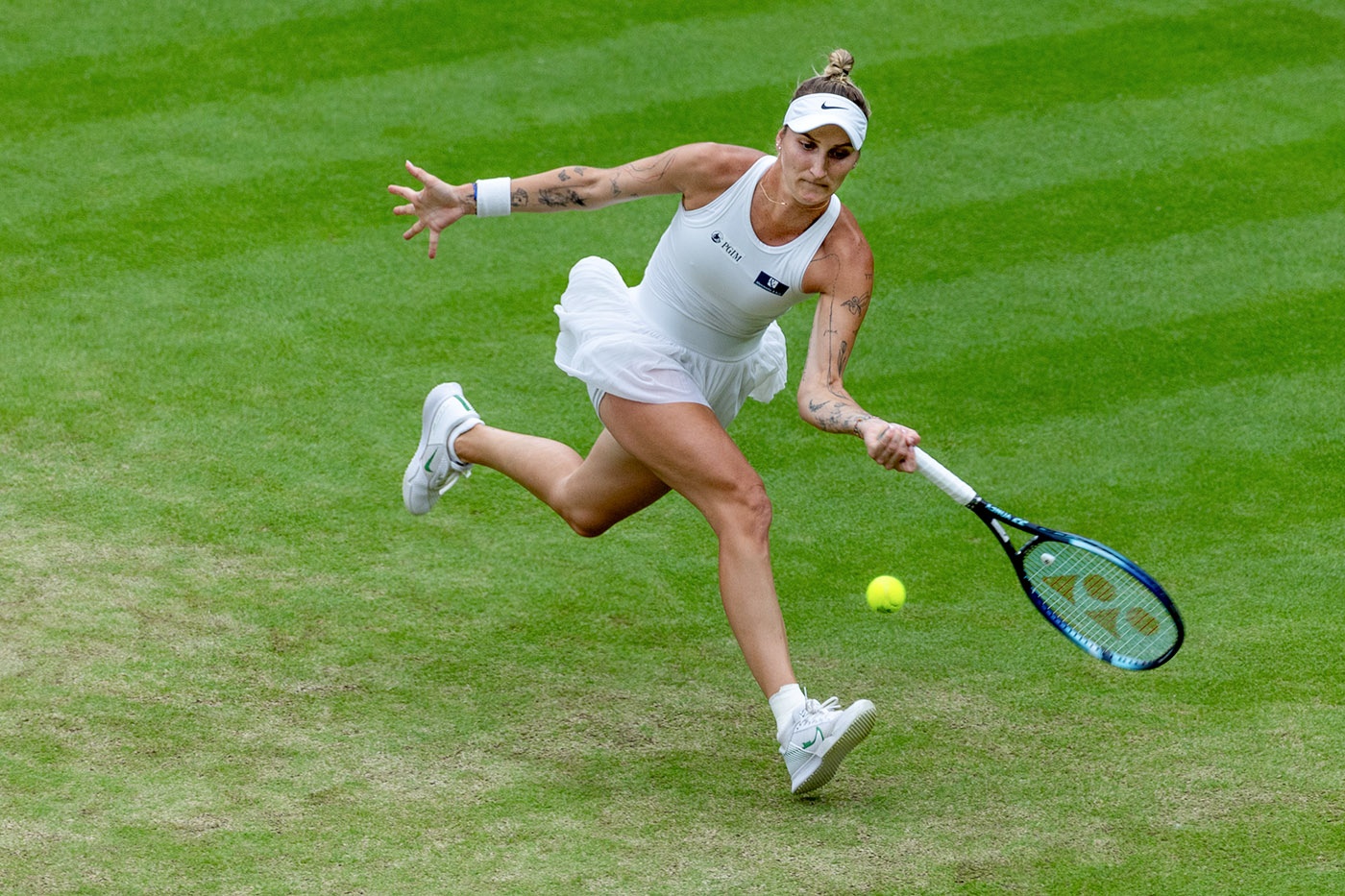 Marketa Vondrousova Este Noua Campioană De La Wimbledon! Vondrousova O ...